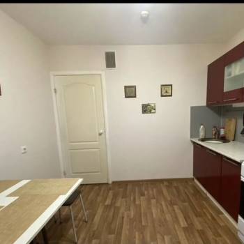 Продается 1-комнатная квартира, 39,4 м²