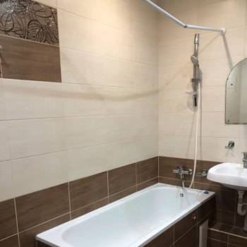 Сдается 2-х комнатная квартира, 80 м²