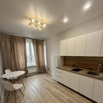 Сдается 1-комнатная квартира, 40 м²