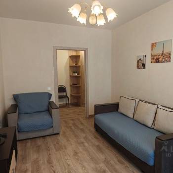 Сдается 1-комнатная квартира, 42 м²