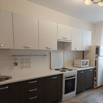 Сдается 1-комнатная квартира, 42 м²