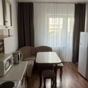 Сдается 2-х комнатная квартира, 64,4 м²