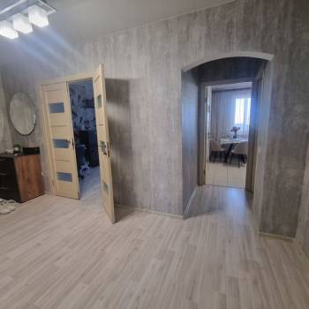 Сдается 2-х комнатная квартира, 65 м²
