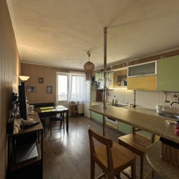 Продается 2-х комнатная квартира, 67,7 м²