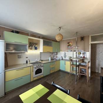 Продается 2-х комнатная квартира, 67,7 м²