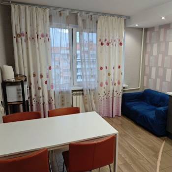 Сдается 2-х комнатная квартира, 65,3 м²