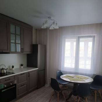 Сдается 2-х комнатная квартира, 58 м²
