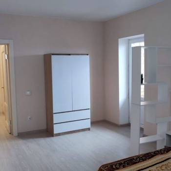 Сдается 2-х комнатная квартира, 61 м²