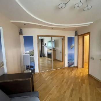 Сдается 2-х комнатная квартира, 60 м²