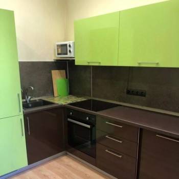Сдается 1-комнатная квартира, 43 м²