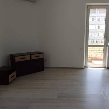Сдается 1-комнатная квартира, 70 м²