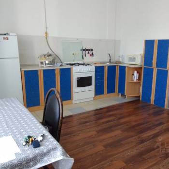 Сдается 1-комнатная квартира, 70 м²
