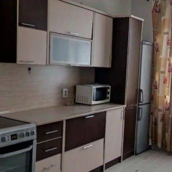 Сдается 1-комнатная квартира, 39 м²