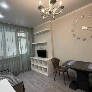 Сдается 1-комнатная квартира, 40 м²