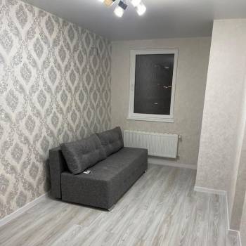 Сдается 1-комнатная квартира, 37 м²