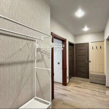 Продается 1-комнатная квартира, 38 м²