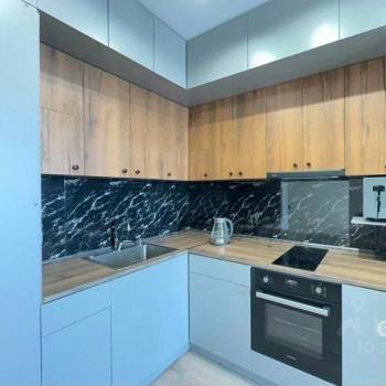 Продается 1-комнатная квартира, 38 м²