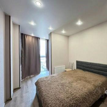 Продается 1-комнатная квартира, 38 м²