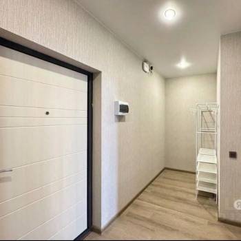 Продается 1-комнатная квартира, 38 м²