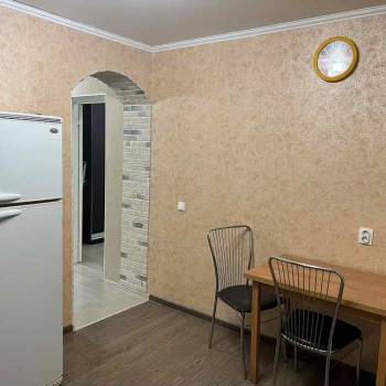 Сдается 1-комнатная квартира, 37 м²