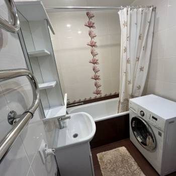 Сдается 1-комнатная квартира, 37 м²