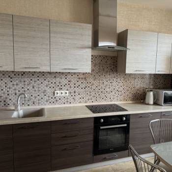 Сдается 1-комнатная квартира, 48 м²