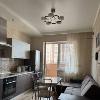 Сдается 1-комнатная квартира, 48 м²