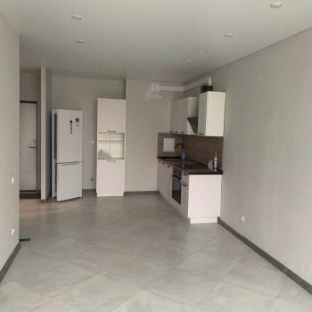 Сдается 1-комнатная квартира, 62 м²