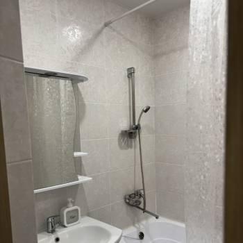 Сдается 2-х комнатная квартира, 65 м²