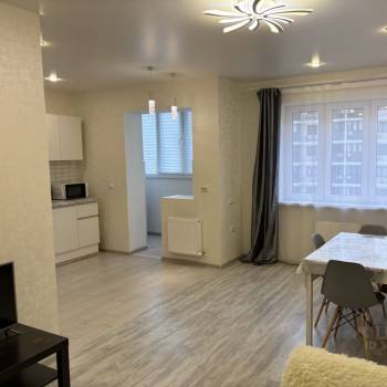 Сдается 2-х комнатная квартира, 65 м²