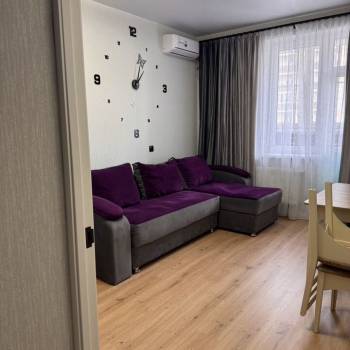 Сдается 1-комнатная квартира, 41 м²