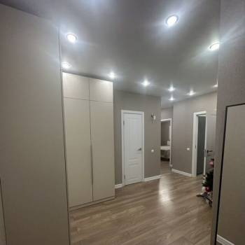 Продается 2-х комнатная квартира, 77 м²