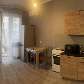 Сдается 1-комнатная квартира, 45 м²