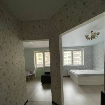 Сдается 1-комнатная квартира, 38 м²