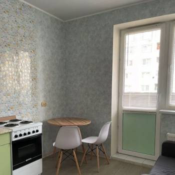 Сдается 1-комнатная квартира, 38 м²