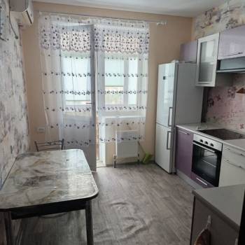 Сдается 2-х комнатная квартира, 54 м²