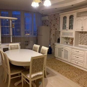 Сдается Многокомнатная квартира, 116 м²
