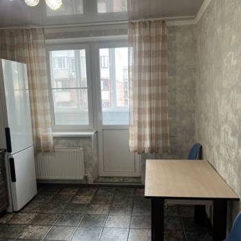 Сдается 1-комнатная квартира, 45 м²
