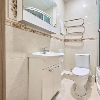 Сдается 1-комнатная квартира, 52 м²