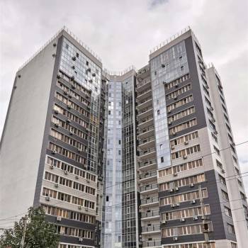 Сдается 1-комнатная квартира, 52 м²