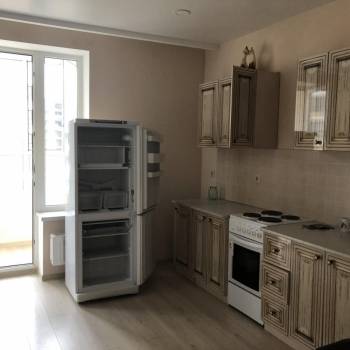 Сдается 2-х комнатная квартира, 74 м²