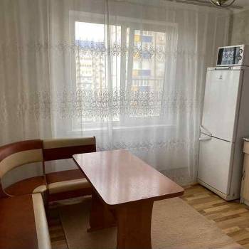 Сдается 1-комнатная квартира, 39 м²