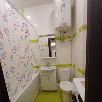 Сдается 1-комнатная квартира, 42 м²