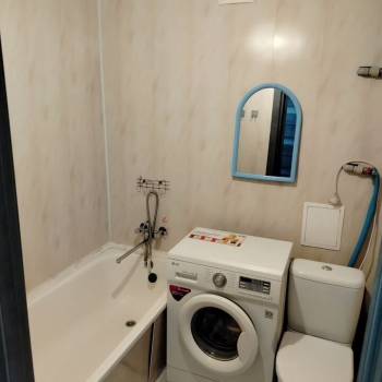 Сдается 1-комнатная квартира, 40 м²