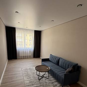 Сдается 2-х комнатная квартира, 75 м²