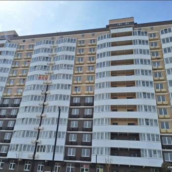 Продается 1-комнатная квартира, 37 м²