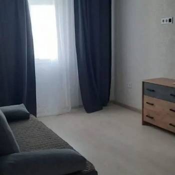 Сдается 2-х комнатная квартира, 65 м²
