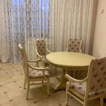 Сдается 2-х комнатная квартира, 78 м²