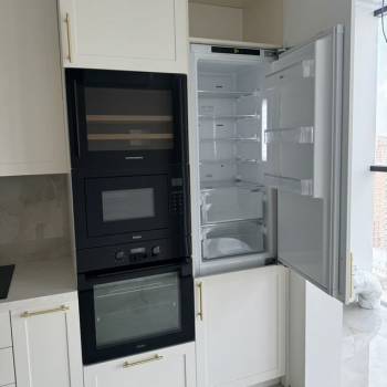 Продается Многокомнатная квартира, 105 м²