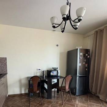 Продается 1-комнатная квартира, 45 м²